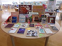 3階総合ミニ展示「バレンタインBOOKS」会場の様子