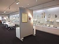 企画展「第33回 啄木資料展」会場の様子