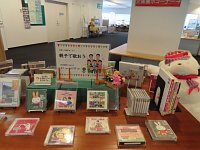 4階ミニ展示コーナー「親子で歌おう♪」展示資料の写真